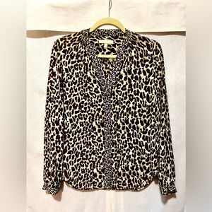 BANANA REPUBLIC Leopard Print V-Neck Button Front Long Sleeve Blouse Top XS